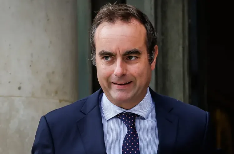 France : Le gouvernement veillera à faire baisser les prix à la pompe (Premier ministre)