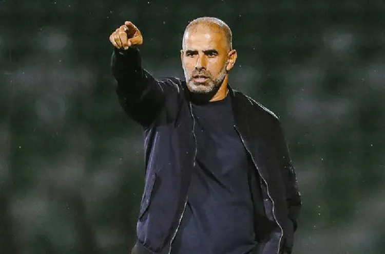 Foot: L'Union Touarga se sépare de Abdelouahed Zamrat, Mimoun Mokhtari nouvel entraîneur (Club)